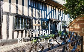 The Greyhound - Historic Former Inn